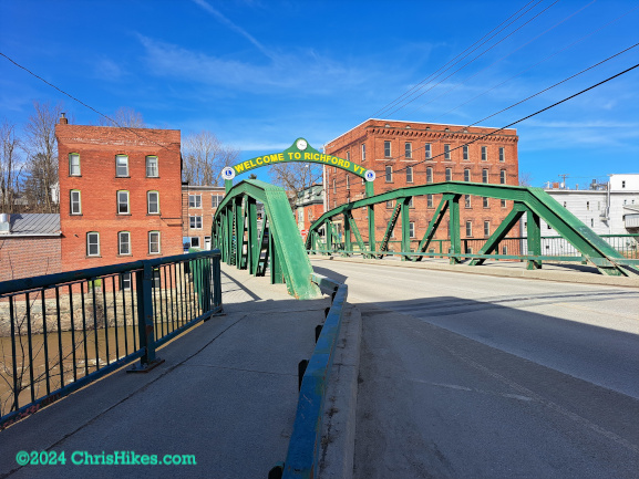 Bridge with arch reading "Welcome to Richford VT"