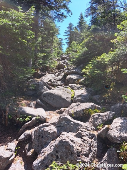 Large boulders in the hiking trail